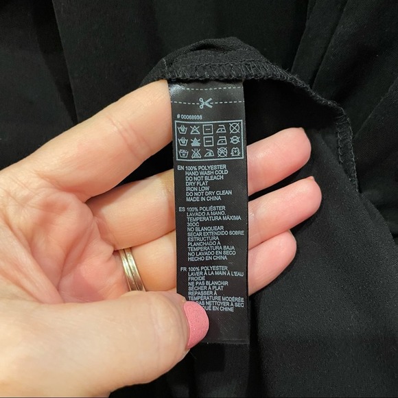 Forever 21 Choker Sleeveless Romper Black Size Medium - Picture 6 of 8